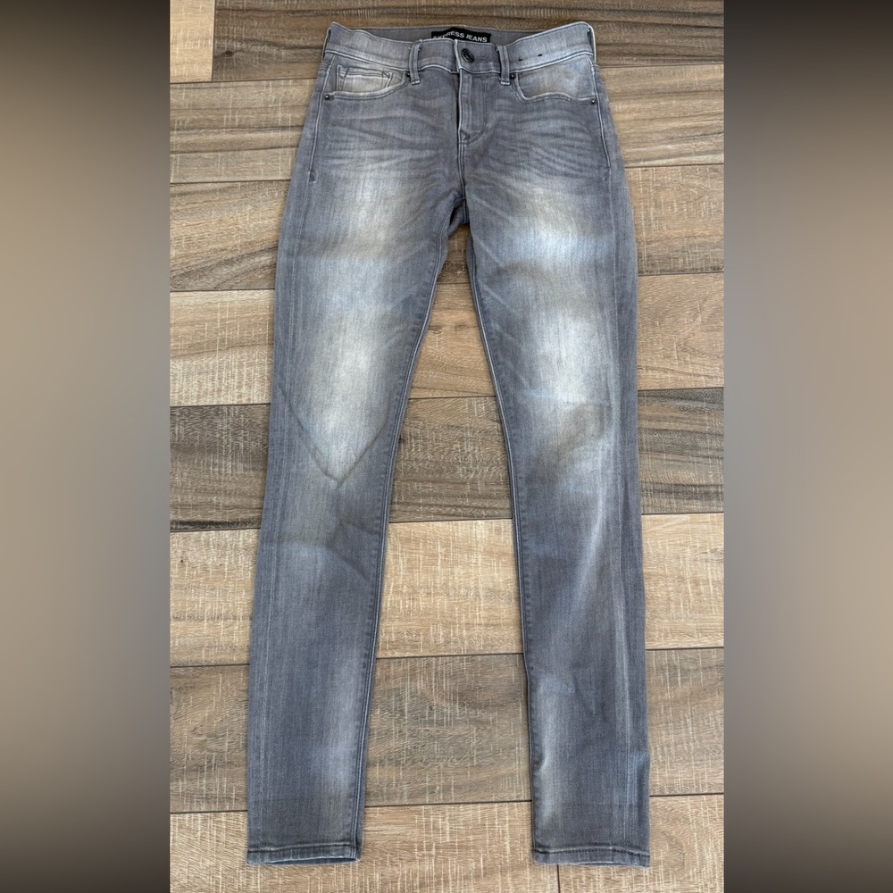 Stylish Gray Skinny Jeans